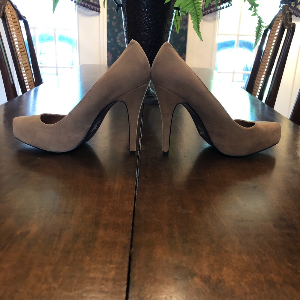 TAN Shiekh Laura Felt 5" Stiletto Heels Size 10M - Picture 4 of 7